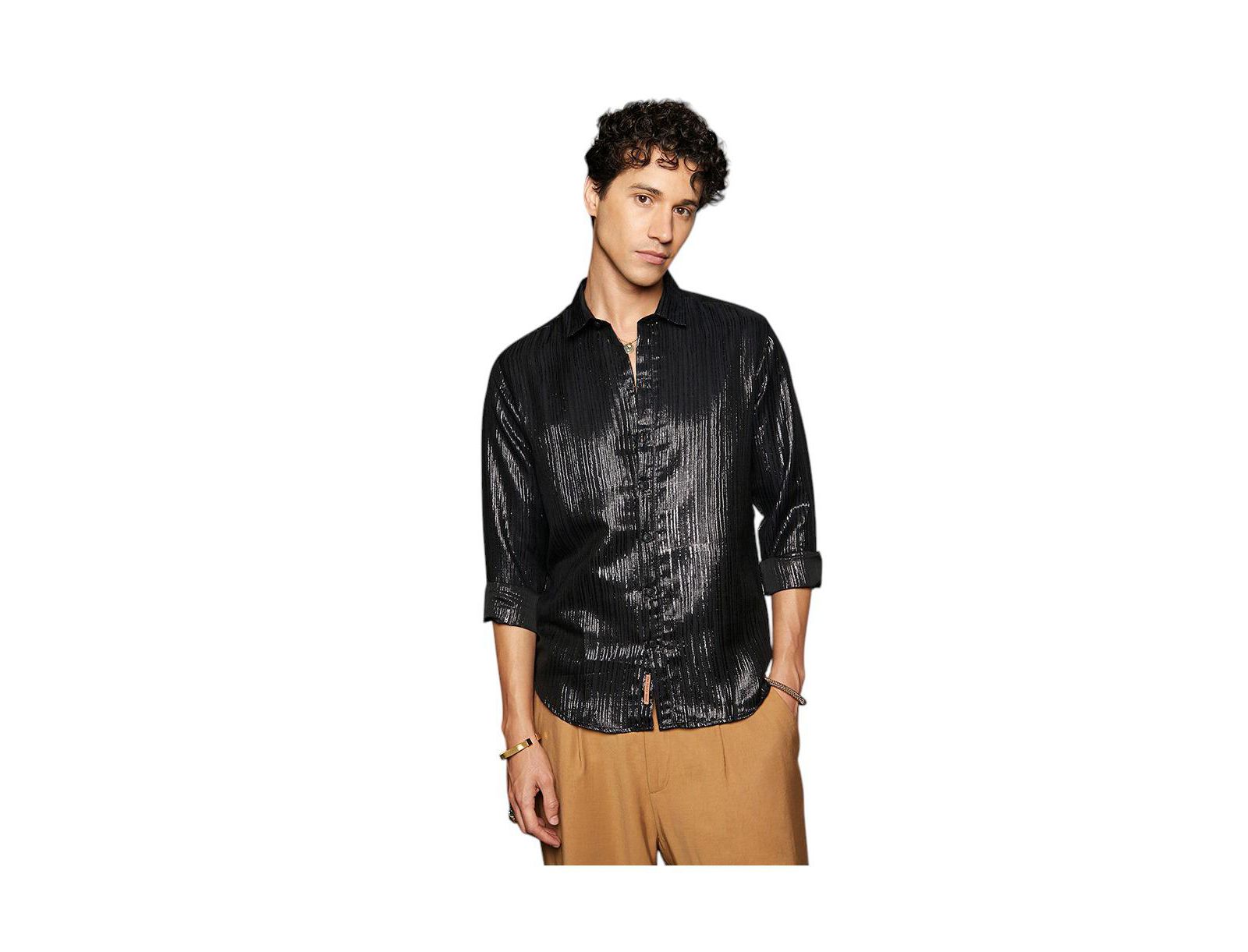 Campus Sutra Men's Metallic Black Metallic Blushed Shirt