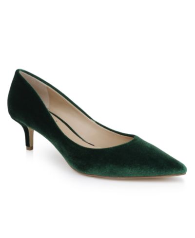 Jewel Badgley Mischka Women's Enola Velvet Pumps