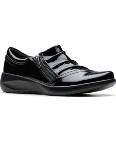 Clarks Женские Kaetlyn Mila Round Toe Flats