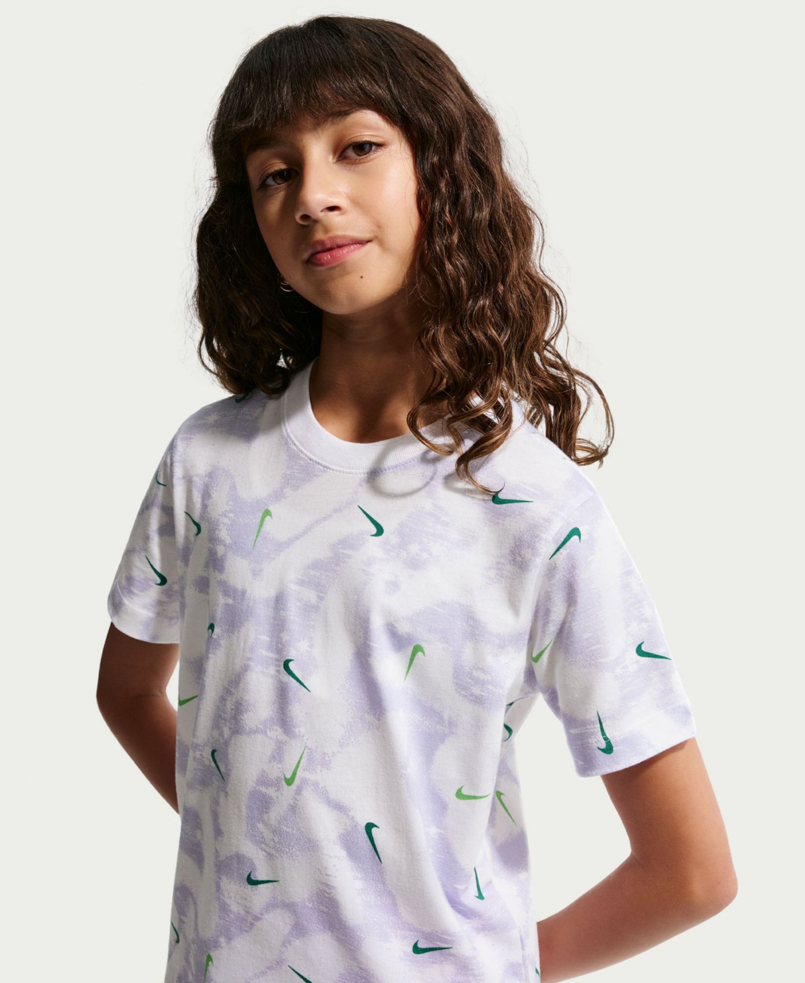 Nike Sportswear футболка с принтом для мальчиков и девочек