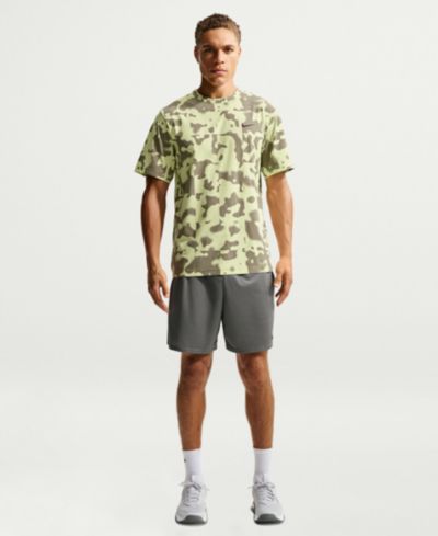 Nike Men's Hyverse Dri-FIT UV Short-Sleeve Training Crewneck T-Shirt