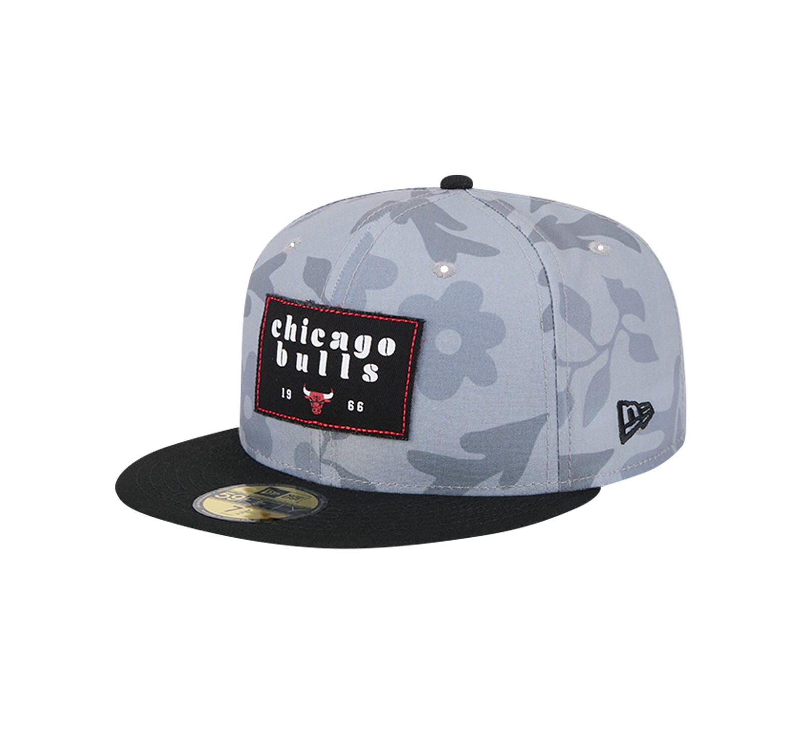New Era Men's Gray Chicago Bulls Palm Fronds 2-Tone 59FIFTY Fitted Hat