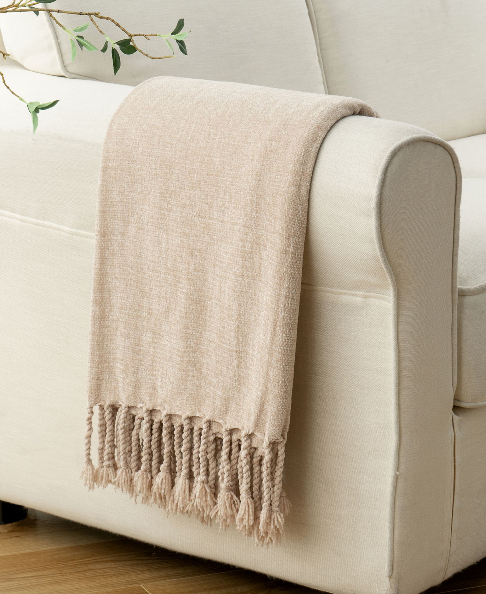 Battilo Fringe Tassels Chenille Throw, 50" x 60"