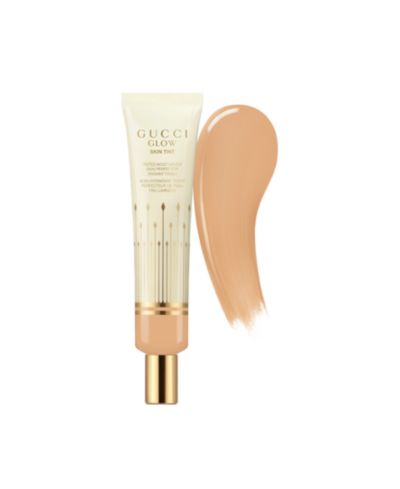 31 - Medium skin with neutral to warm undertones