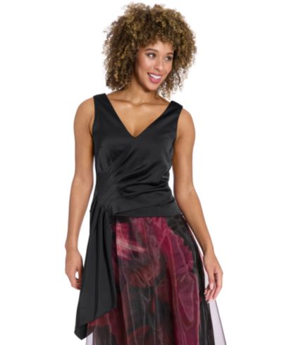 Muse Women's V-Neck Sleeveless Top