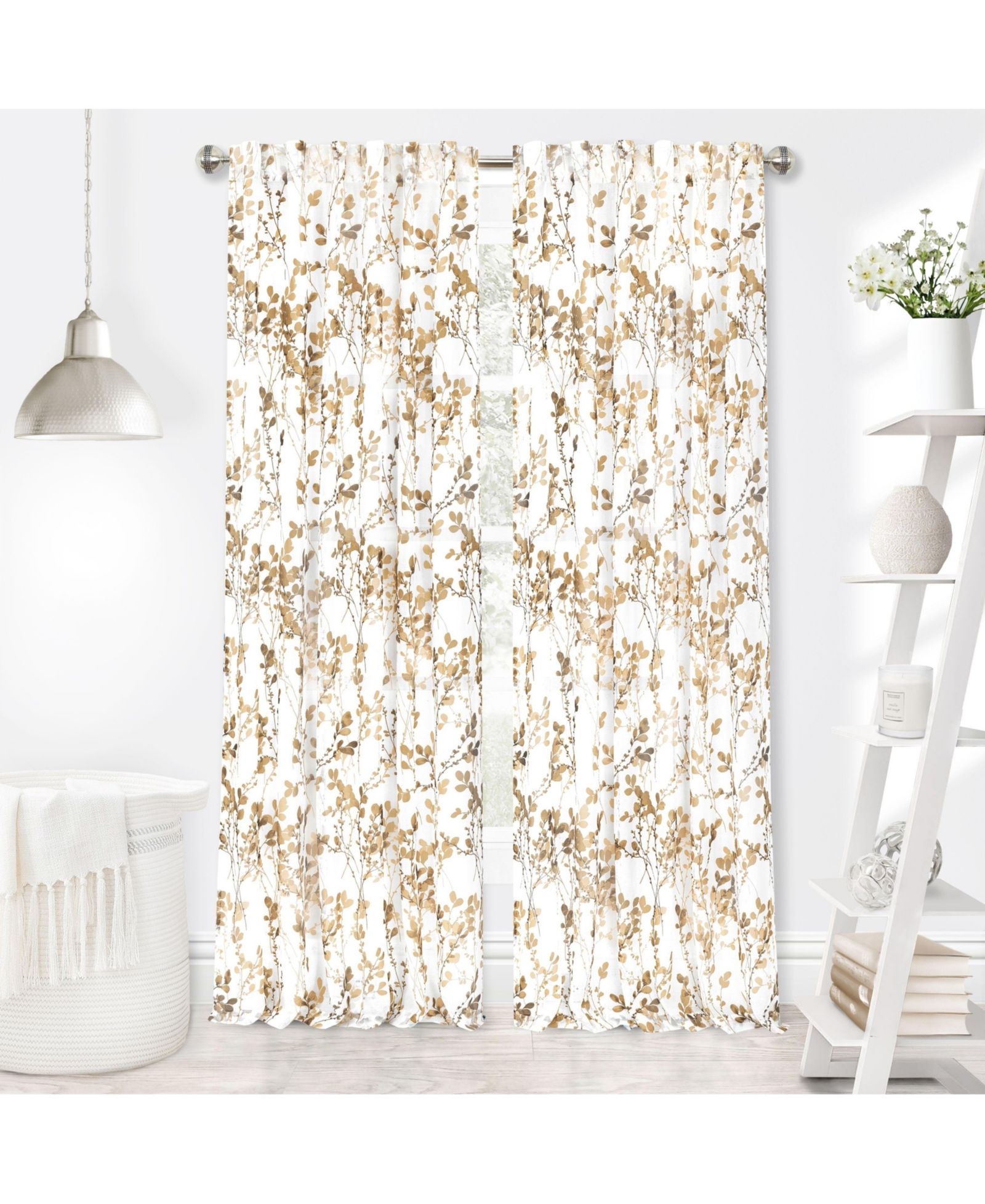 Шторы Kate Aurora Shabby Chic с цветочным принтом, 63 in.
