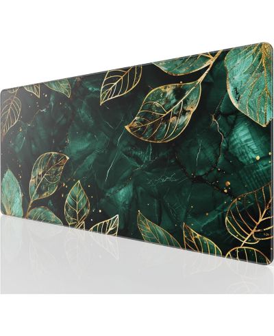 Green leaves