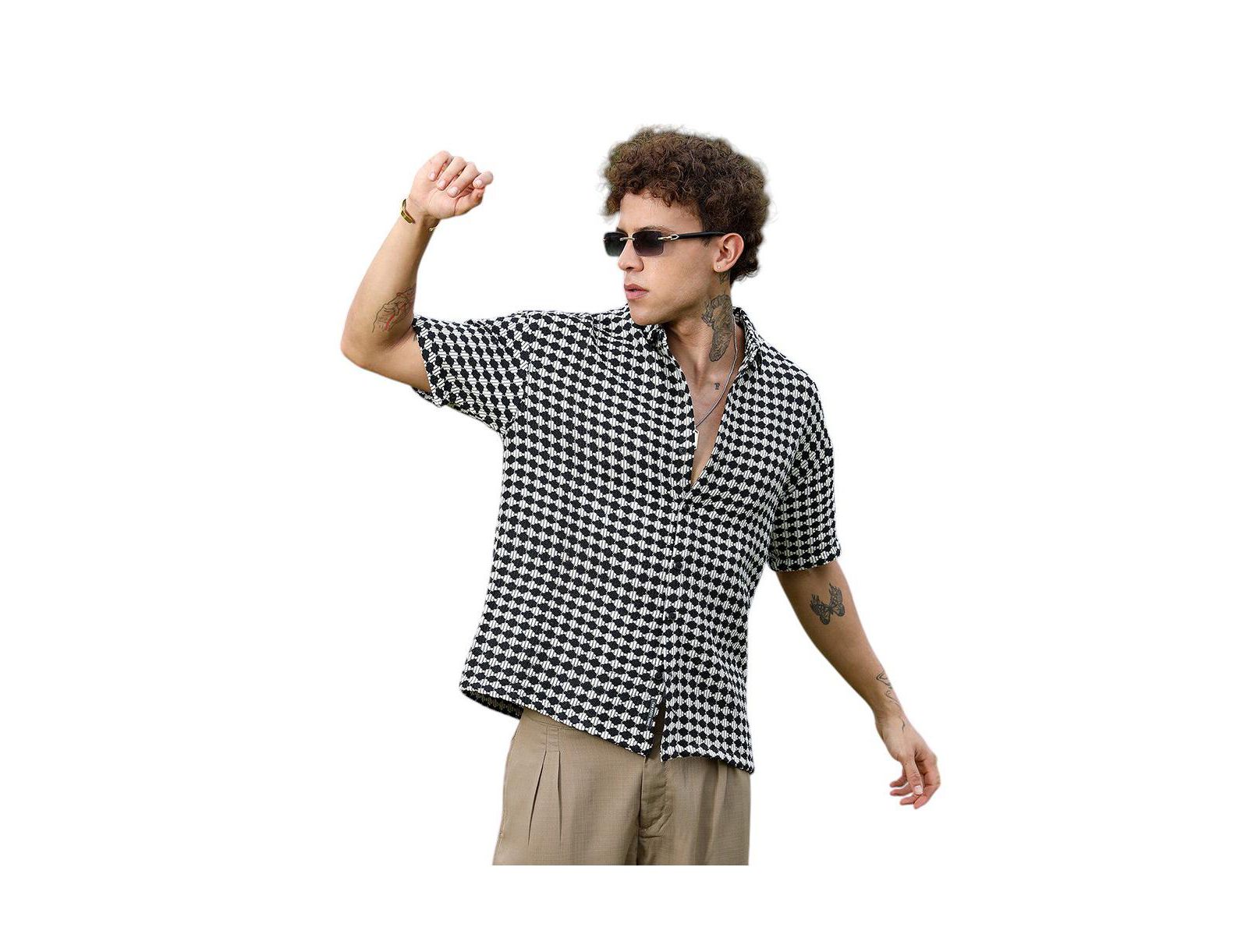 Campus Sutra Men's Midnight Black & Powder White Lozenge-Striped Oversized Shirt