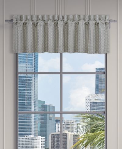 J Queen New York Прямая занавеска-валанс Metropolitan, 18" x 88"