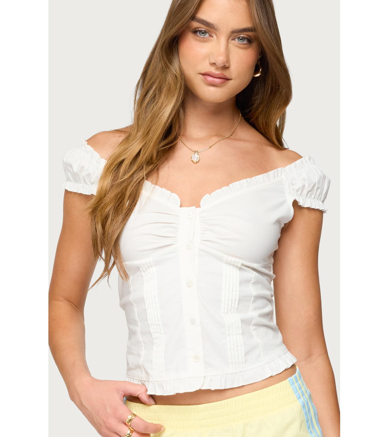 Женский топ Edikted Arlow Ruffle Button Up