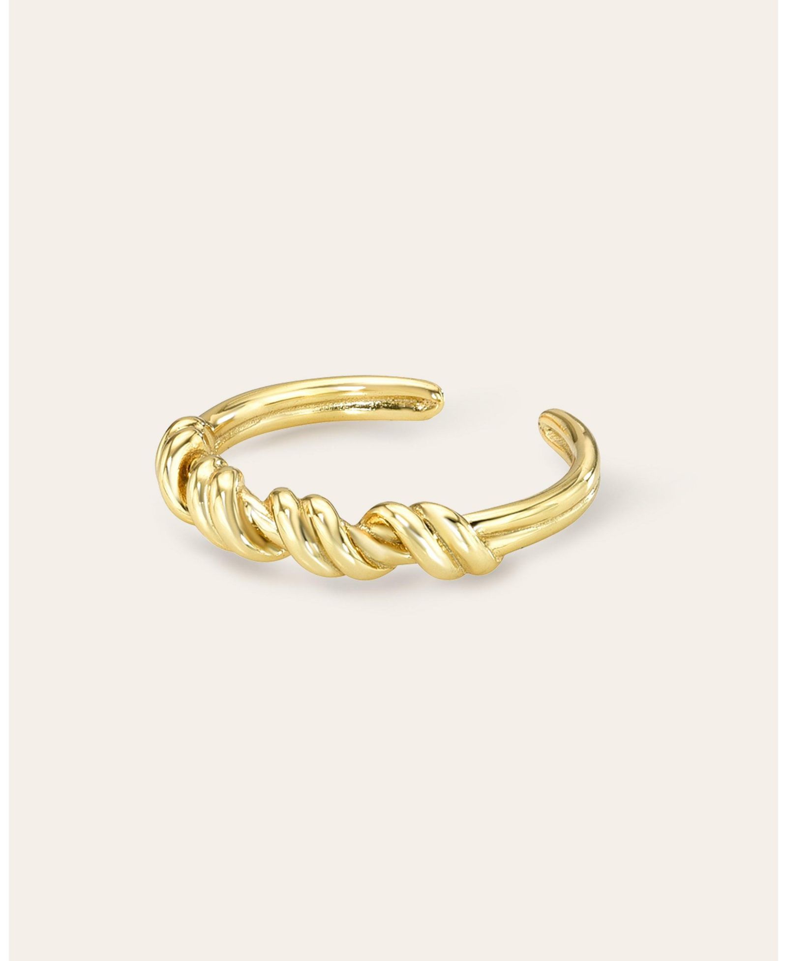 Half Twist Ring