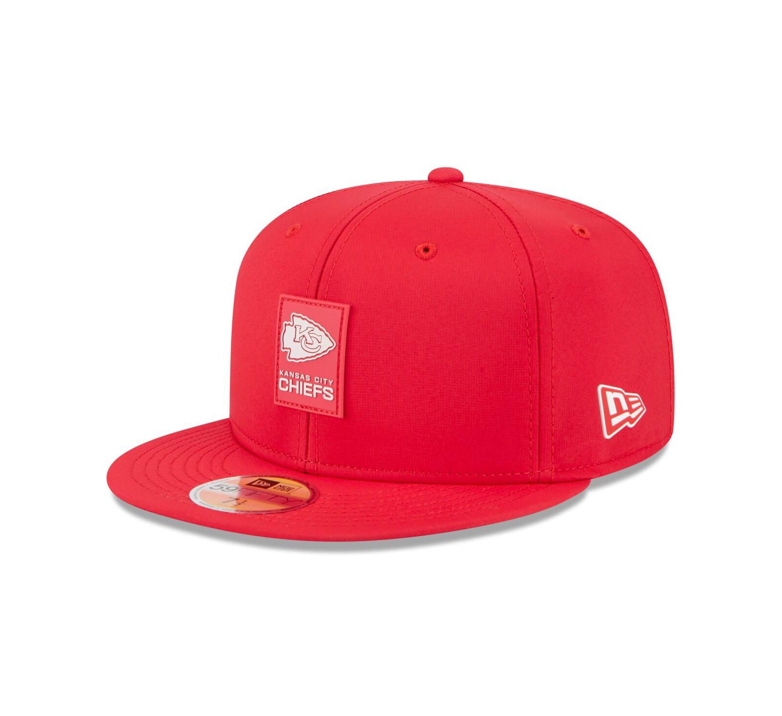 New Era Men's Red Kansas City Chiefs 2025 Sideline 59FIFTY Fitted Hat