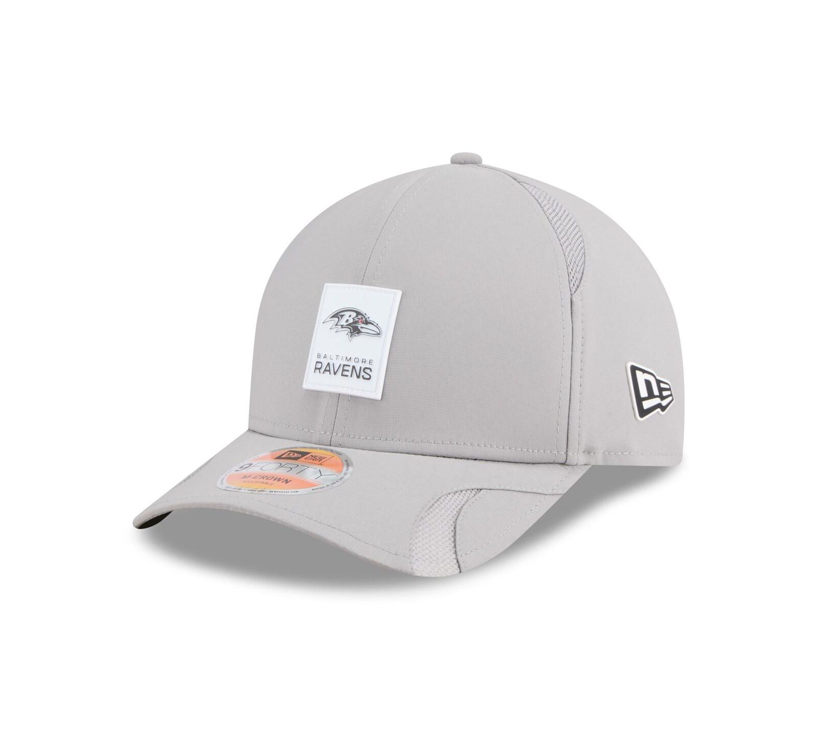 Мужская серая кепка New Era Baltimore Ravens 2025 Sideline M-Crown 9FORTY регулируемая