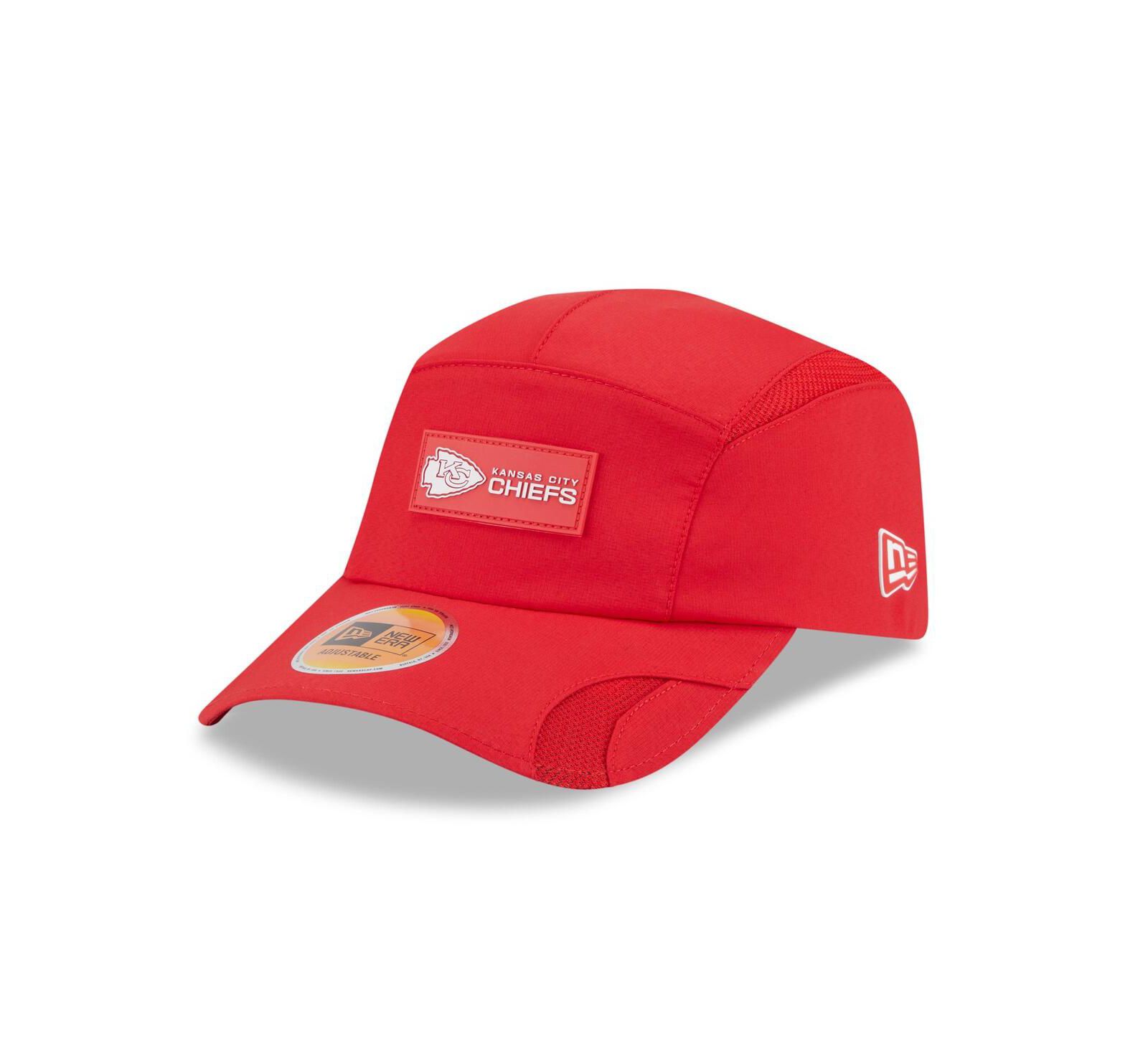 New Era Мужская кепка Kansas City Chiefs 2025 Sideline Runner