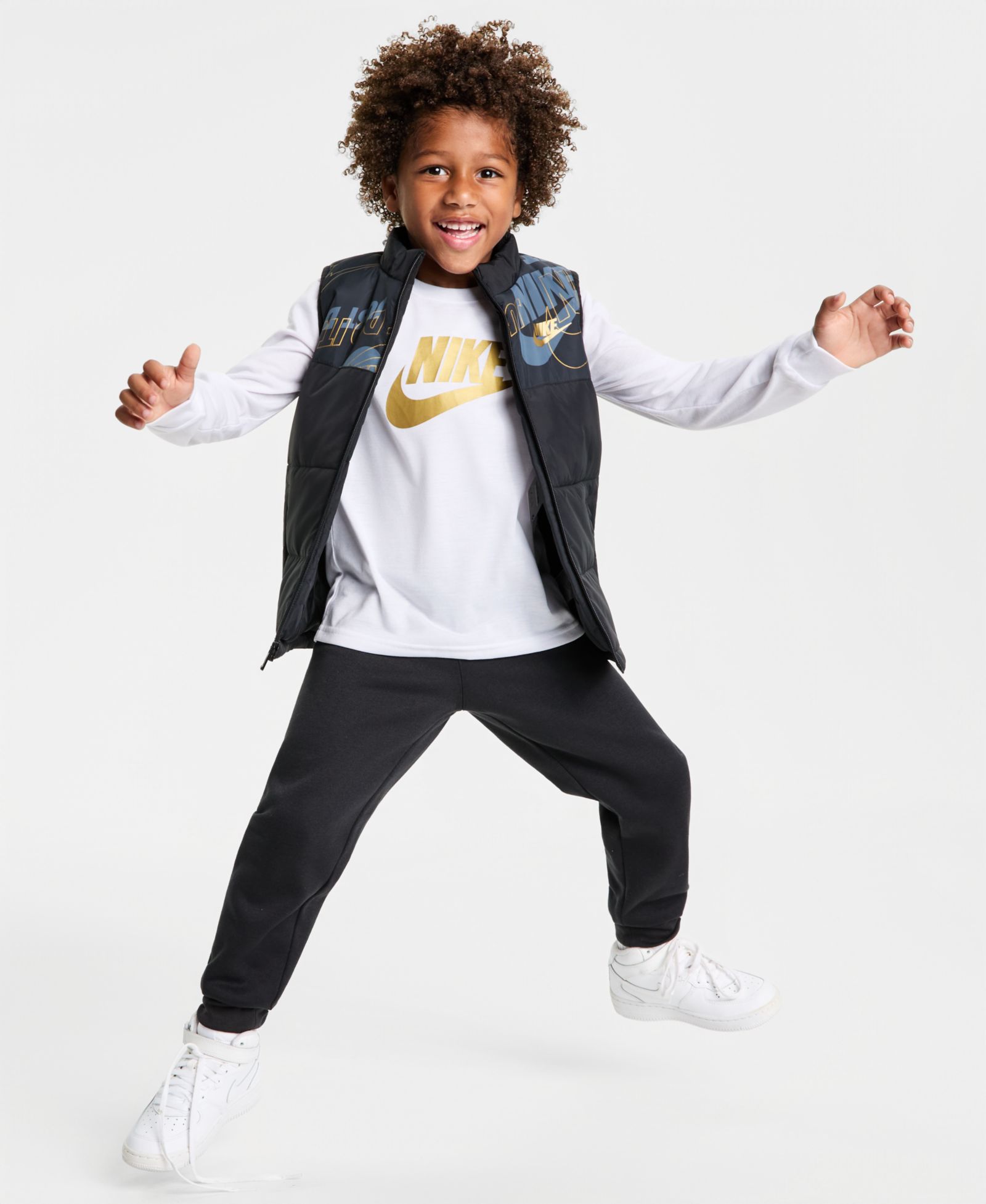 Nike Детский комплект из футболки, жилетки и брюк 3-Piece Set