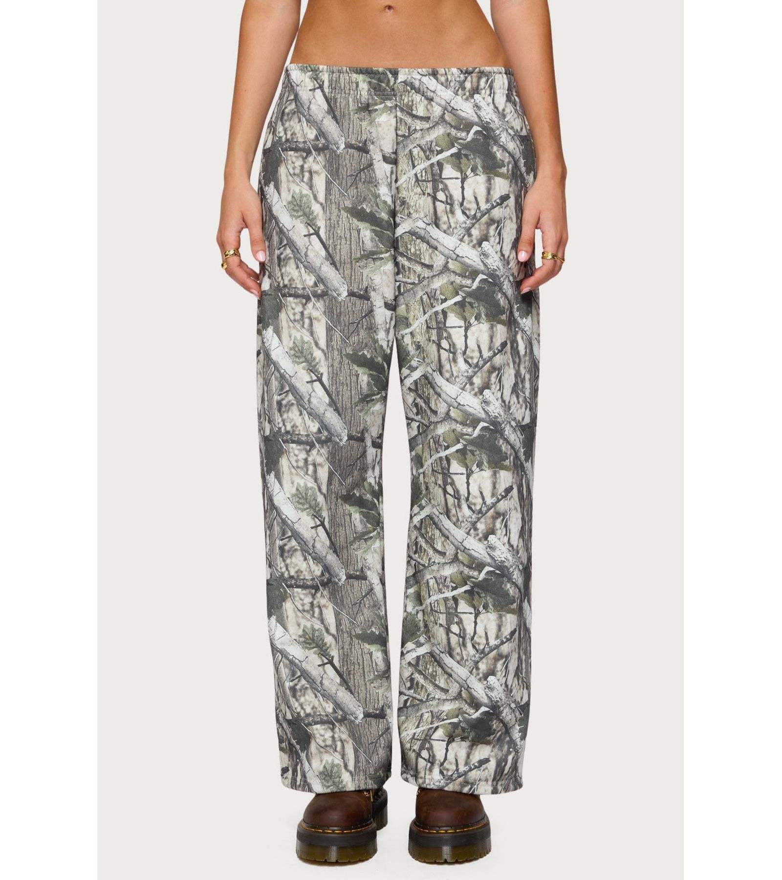 Женские брюки Edikted Camo Straight Leg