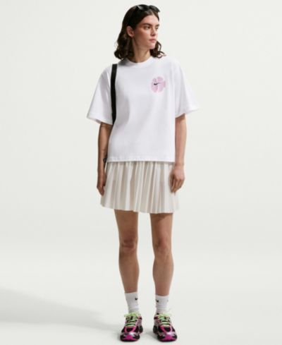 Женская футболка Nike Sportswear свободного кроя