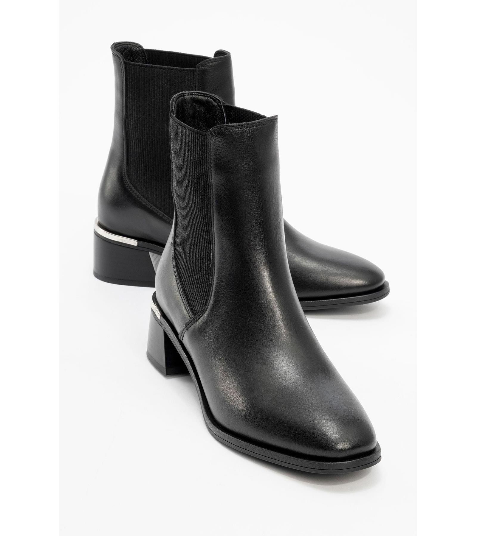 Forever & Always Neiva Chelsea Boot – Women's Leather, Classic Style