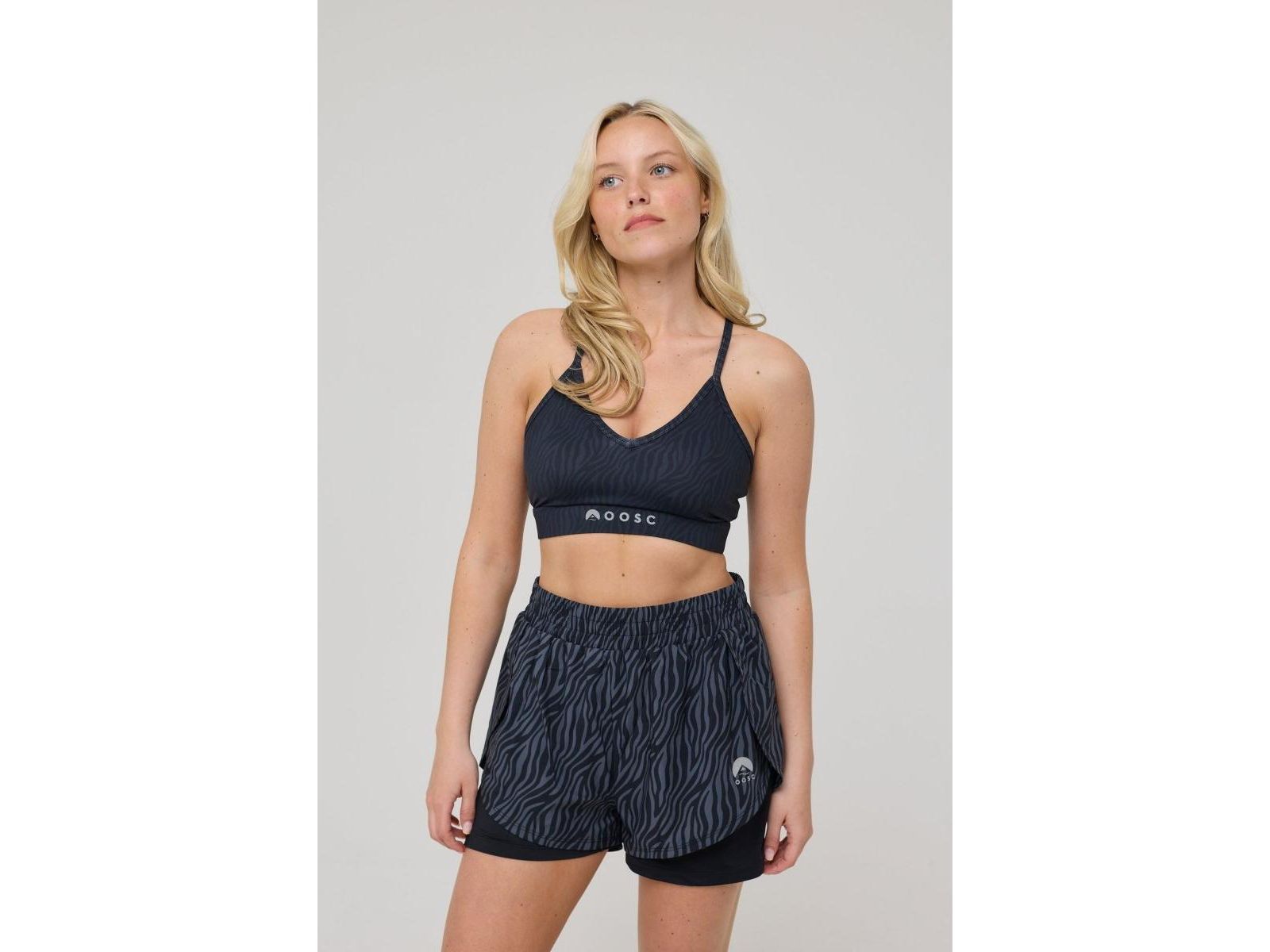 OOSC Women's Medium Support Infinite Sports Bra - Black Tiger