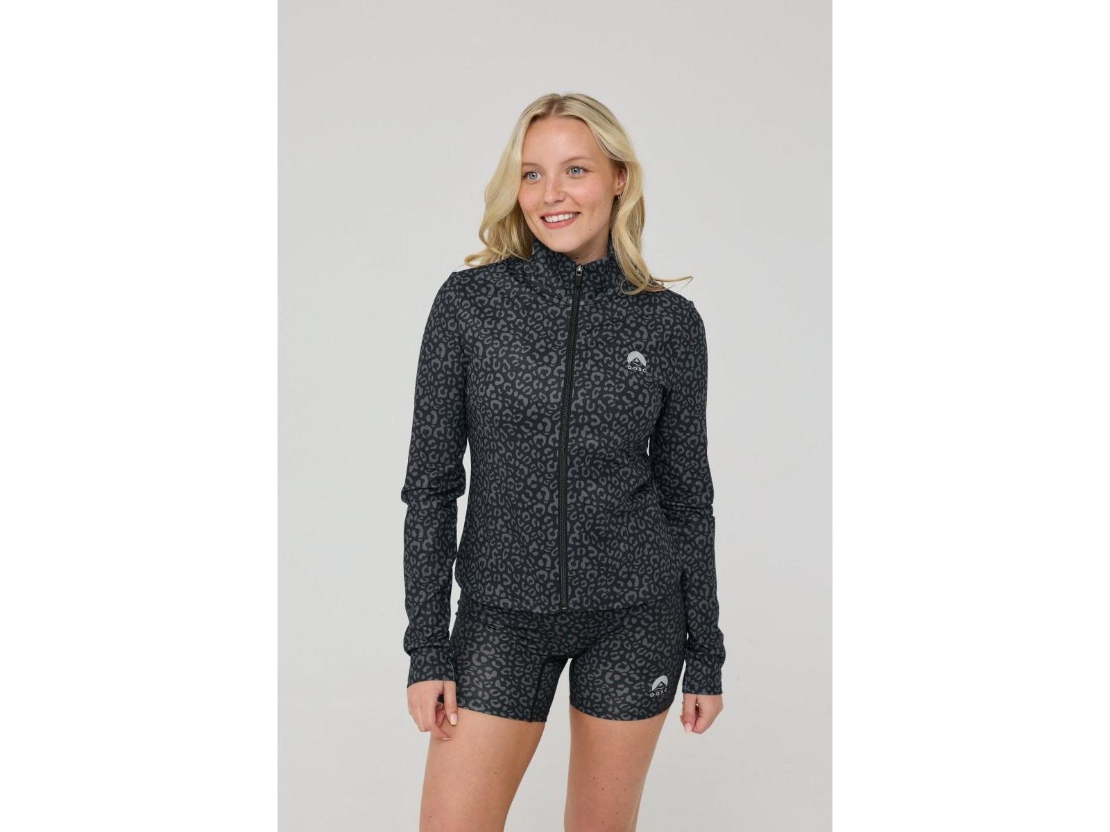 OOSC Женский укороченный куртка на молнии Black Leopard