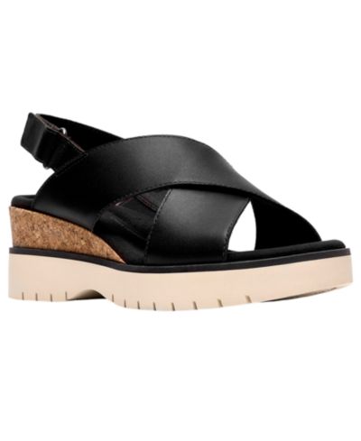 Clarks Женские босоножки Diaz Cross Round Toe Wedge