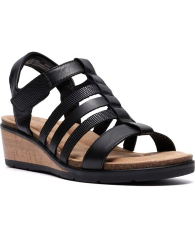 Женские сандалии Clarks Kacha Step Round Toe