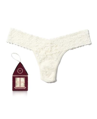 Hanky Panky Women's Signature Lace Low Rise Single Pack Thong Underwear