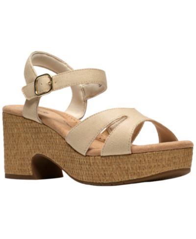 Женские сандалии Clarks Nerisa Twist с круглым носком и платформой