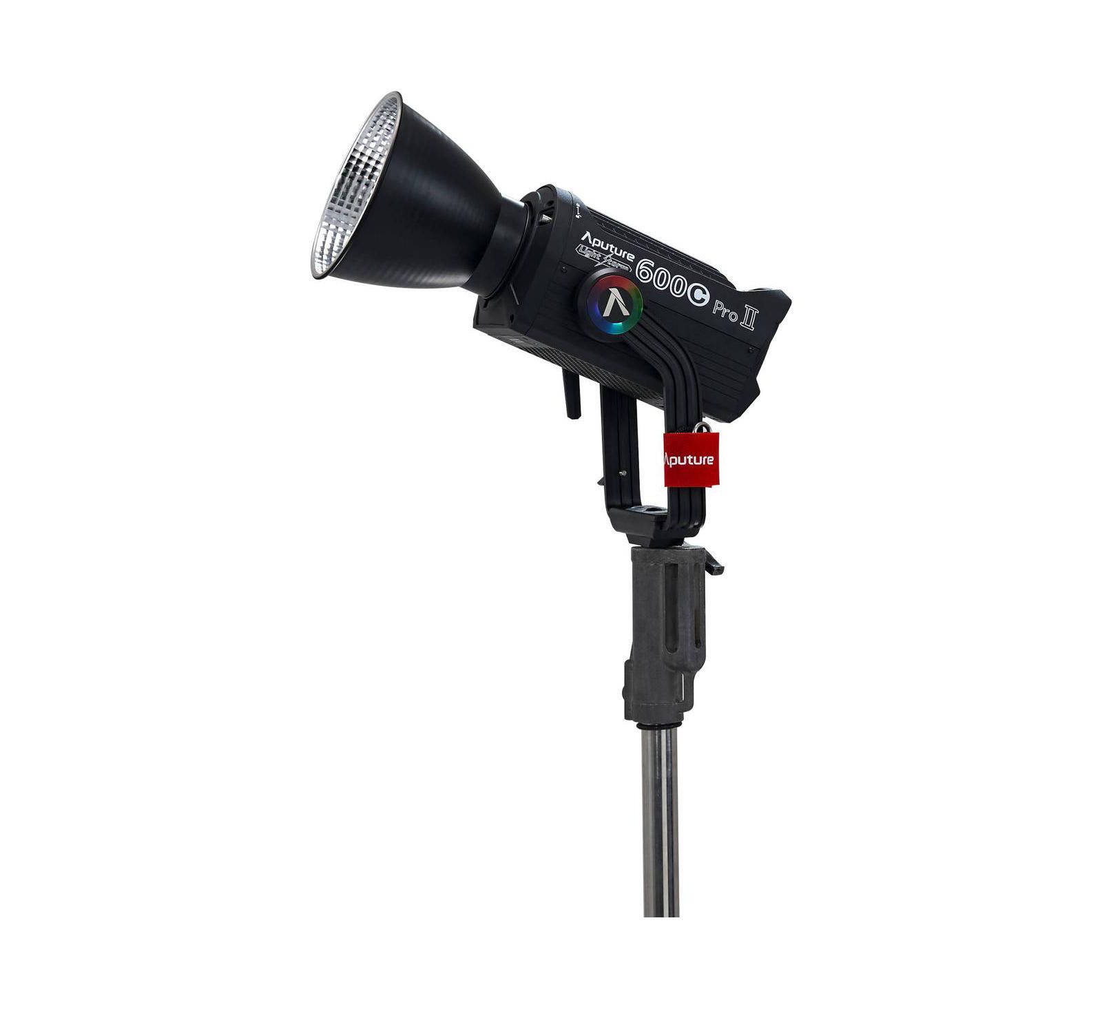 Aputure LS 600c Pro II 600W Weatherproof COB LED Light (V-Mount)