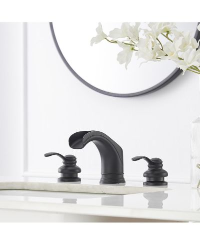 Greenspring Смеситель для ванной с водопадным изливом и донным клапаном Spot Resist 8 in. Waterfall Widespread 2-Handle