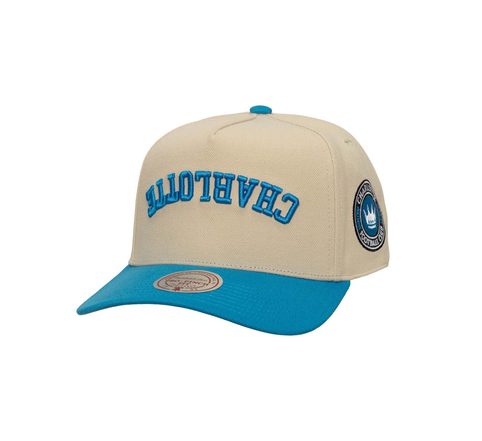 Mitchell & Ness Мужская кепка snapback Charlotte FC Upside Down Pro Pinch в кремово-синем цвете