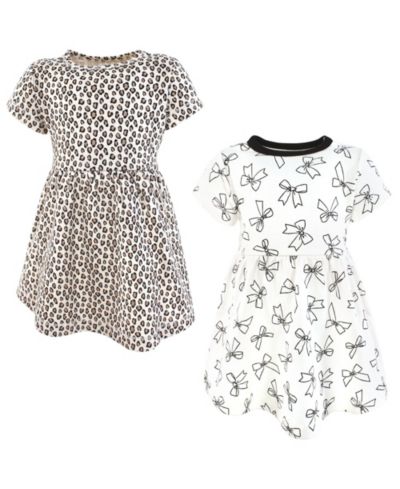 Bows and leopard