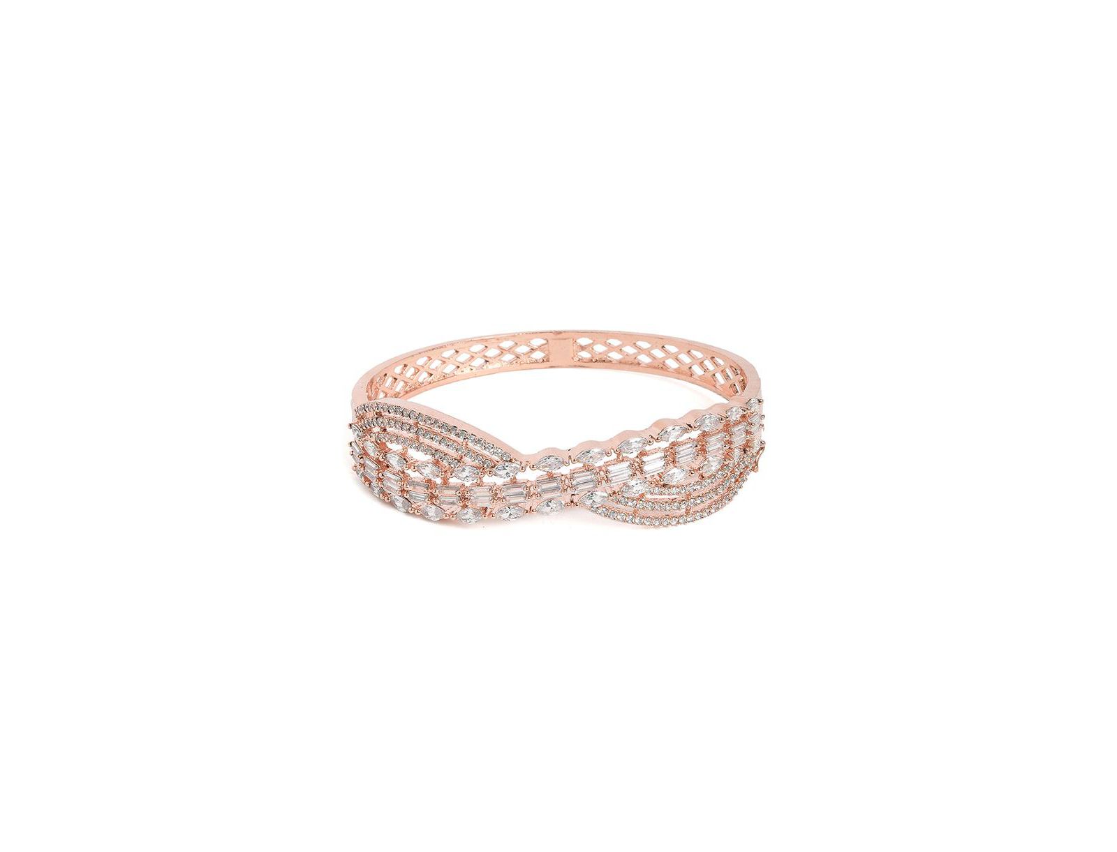 SOHI Bijou-Twist Bangle Bracelet