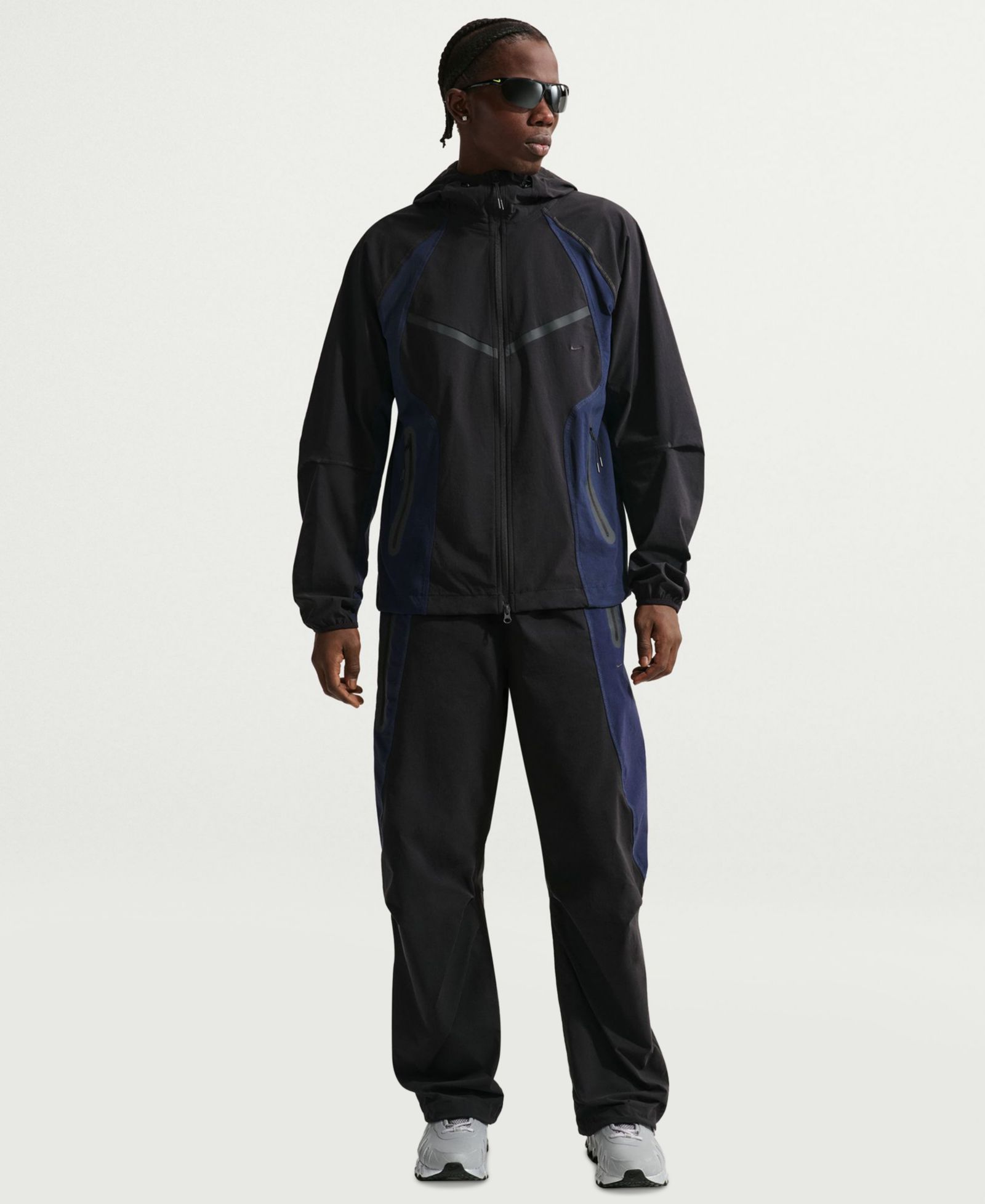 Мужская ветровка Nike Tech Dri-FIT Full-Zip Windrunner
