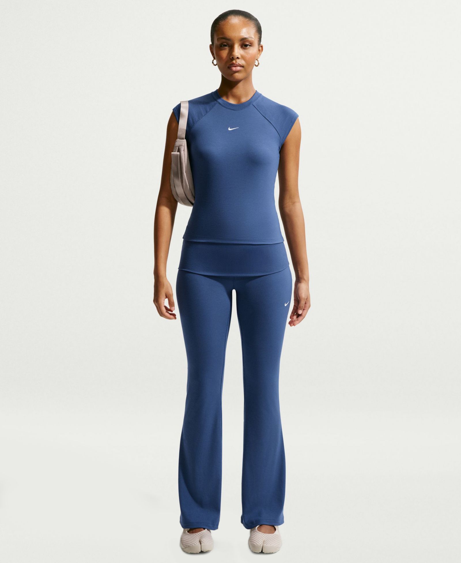 Nike Women's Sportswear Chill Knit Mid-Rise Tight Ribbed Pants