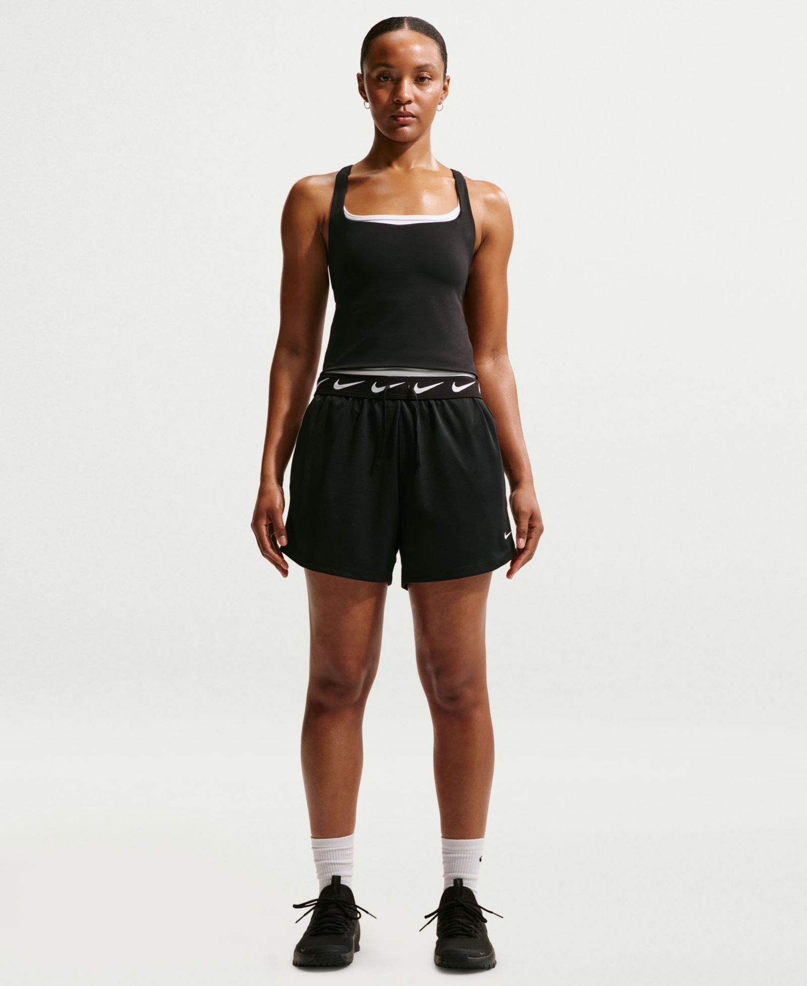 Женские шорты Nike Attack Dri-FIT Mid-Rise