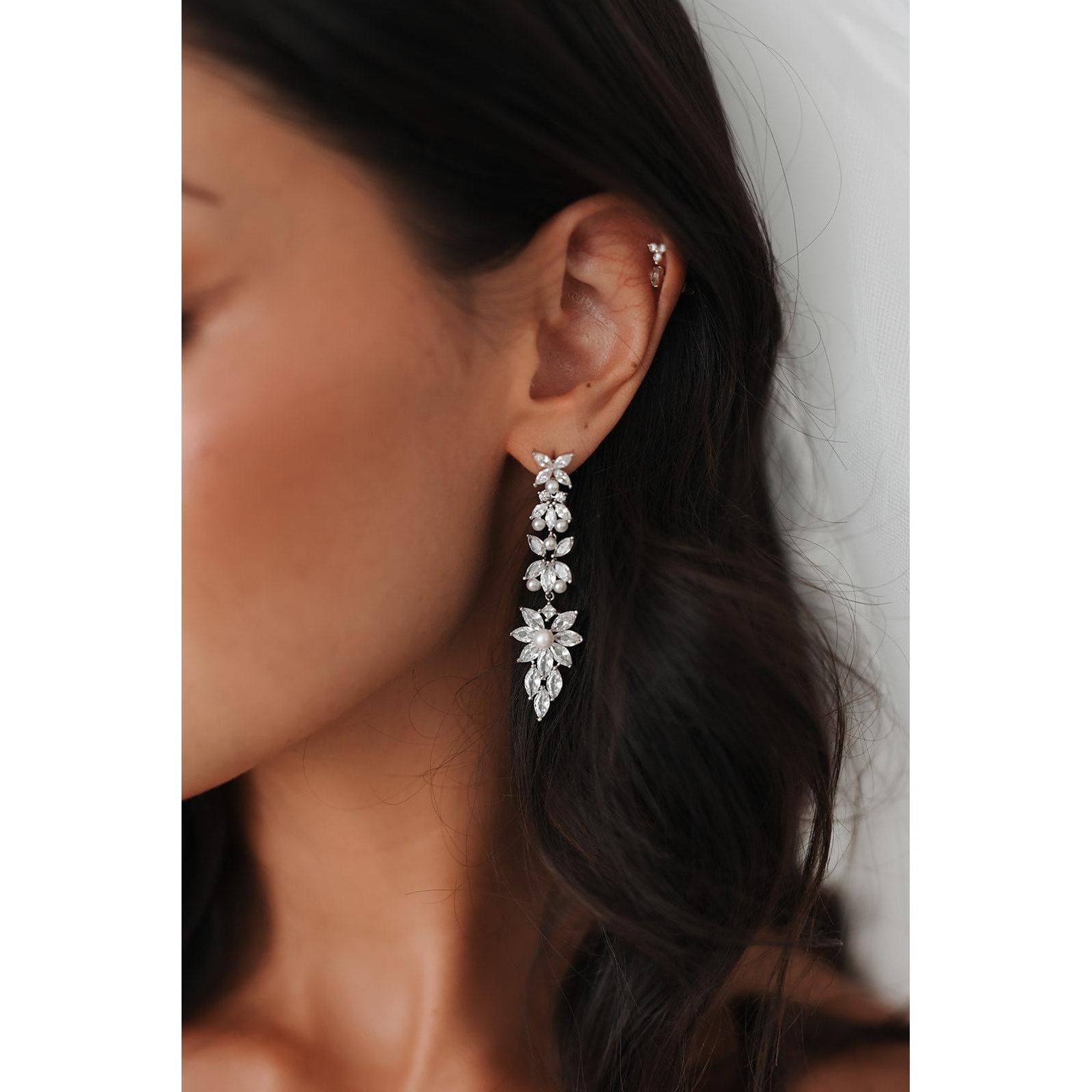 Серьги Rosette Crystal Drop с кристаллами