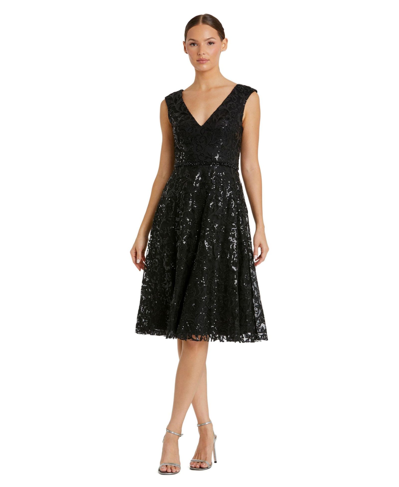 Платье Mac Duggal Women's Sequined V Neck Cap Sleeve