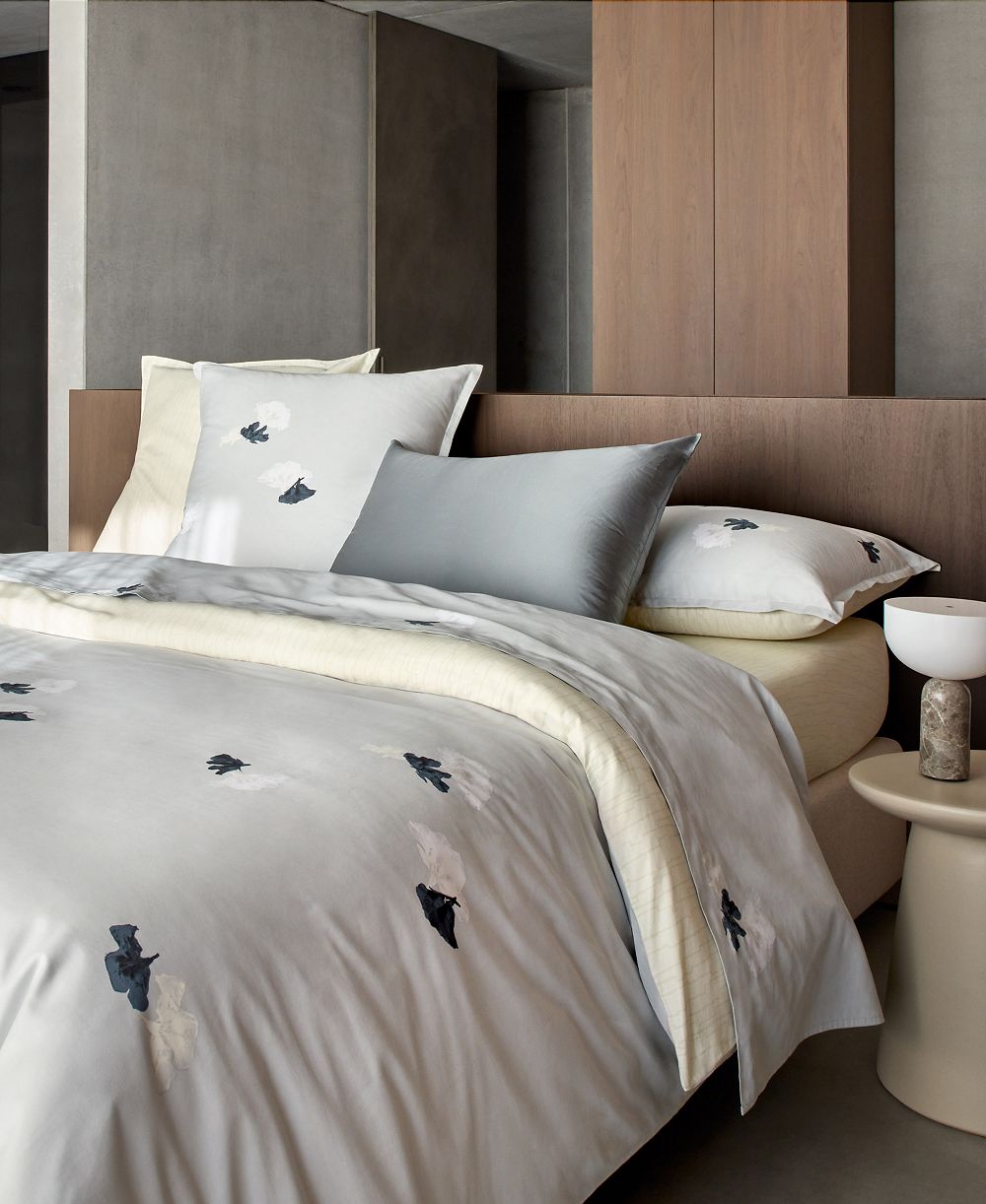 Пододеяльник Boss Home Moon Flowers Luminous King