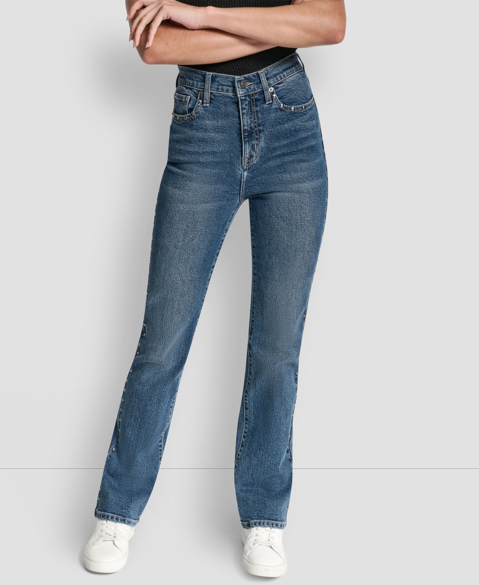 DKNY Jeans Женские джинсы bootcut с заклепками по бокам