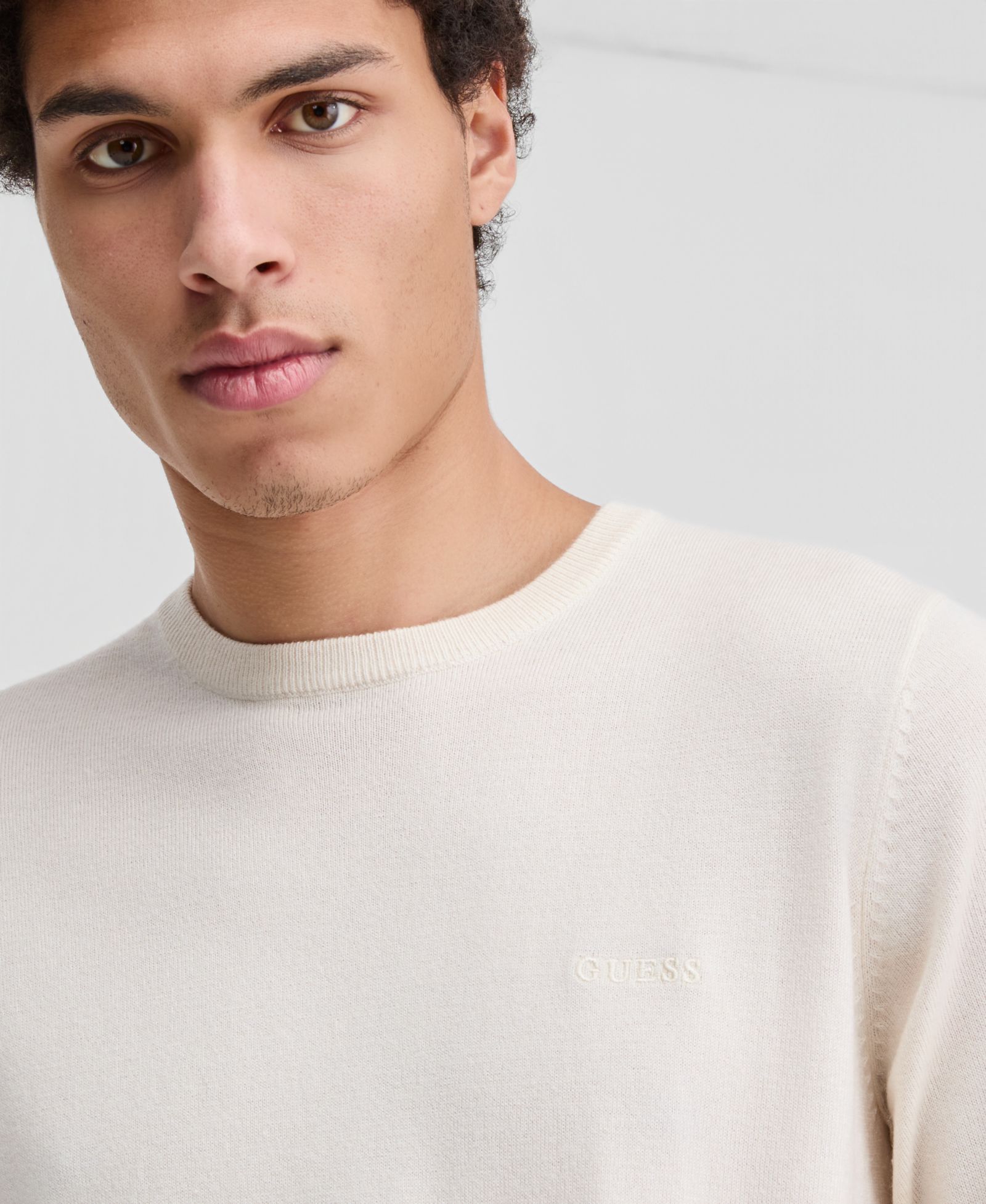 GUESS Men's David Long-Sleeve Crewneck Sweater