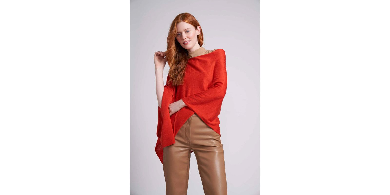 Caldwell Collection Women's Eva Lightweight Knit Poncho