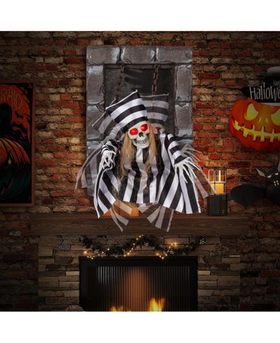 Анимированный декор на Halloween Череп Заключенный 18"