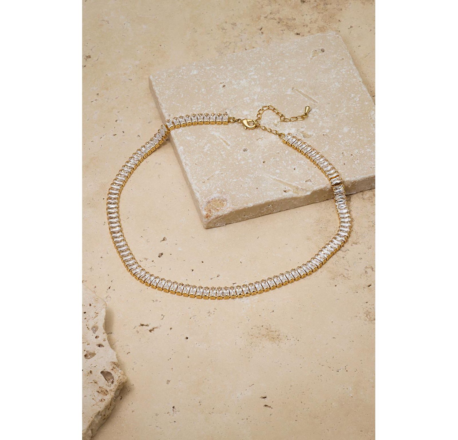 Polly Crystal Choker