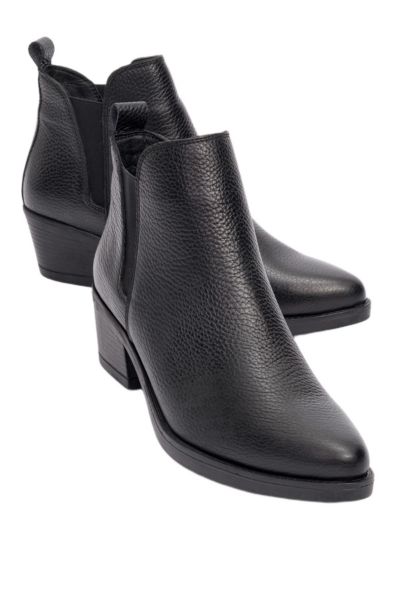 Forever and Always Shoes Women's Dovena Leather Block Heel Ankle Boot