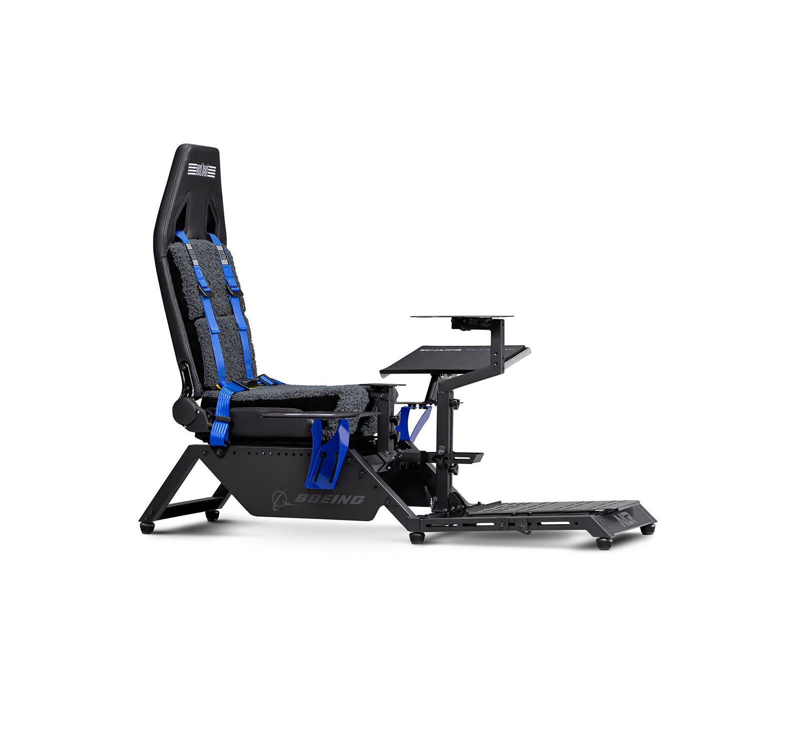 Кокпит симулятора полетов Next Level Racing Flight Simulator Boeing Commercial Edition