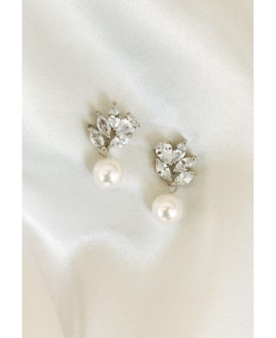 Poise Pearl Drop Earrings