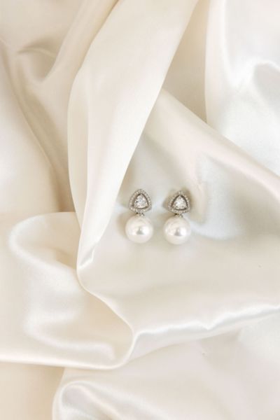 Серьги-подвески Legacy Pearl Drop Earrings