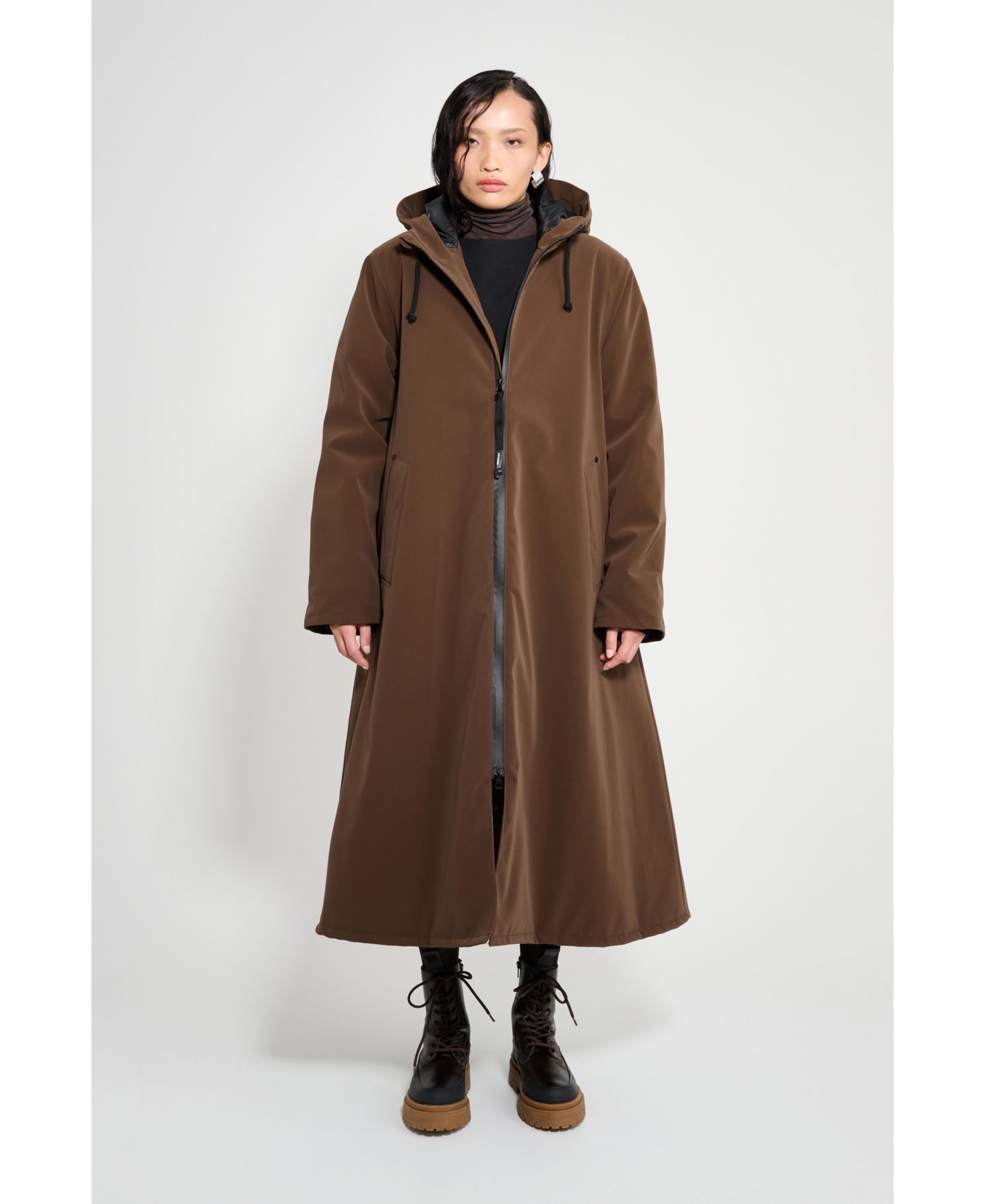Stutterheim Women's Mosebacke Long Matte Winter Coat