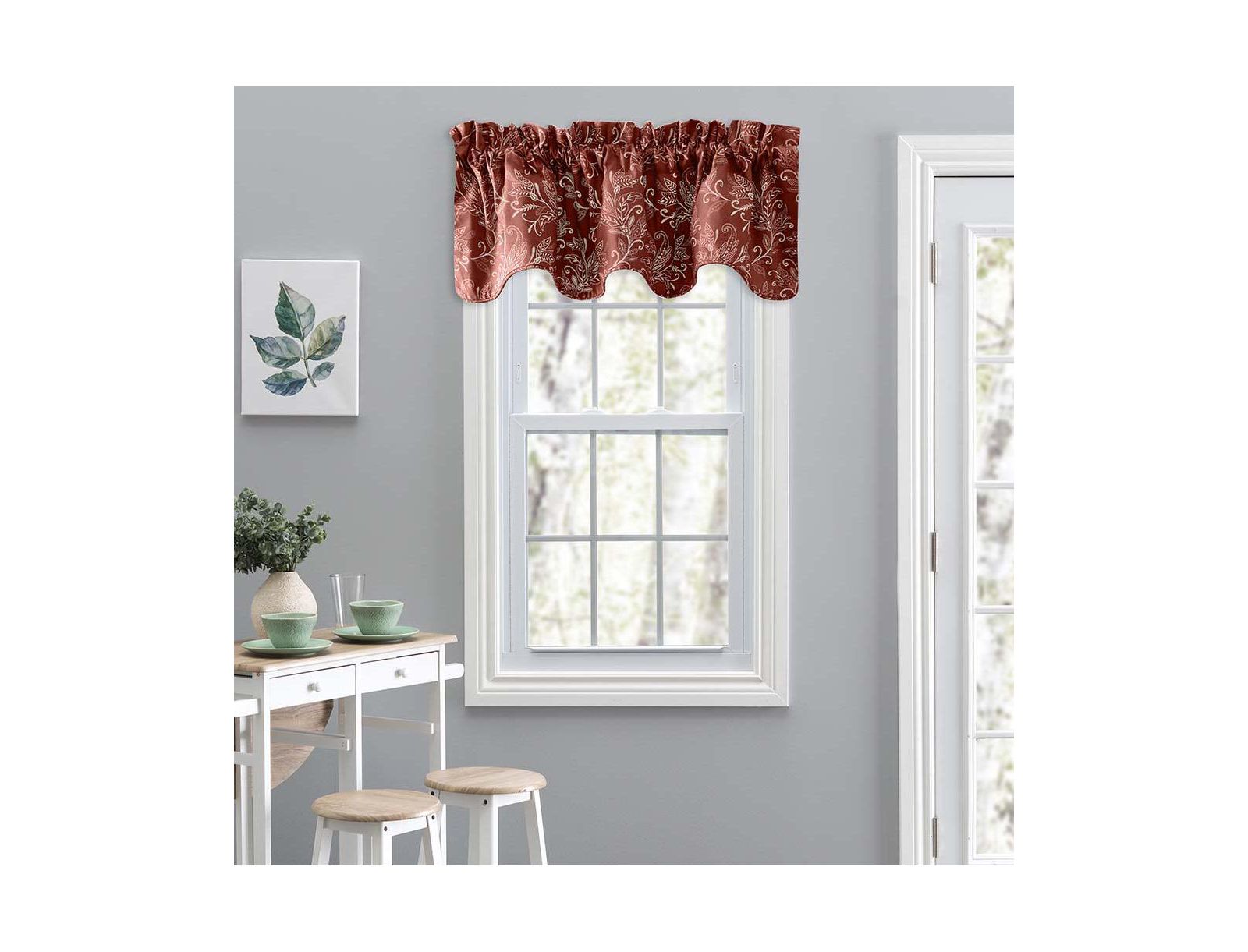 Ellis Curtain Lexington Leaf Pattern on Colored Ground Scallop Valance 58"x15"